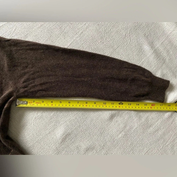 100% Cashmere Maison MonTagut Paris Vintage Dark Brown  Crewneck Sweater Size L - Picture 11 of 12